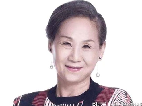 黑料网揭秘网络“吃瓜群众”与动漫热潮