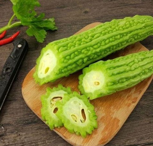 潘帅恋情终结引关注，“吃瓜群众专栏pro”成热门信息阵地