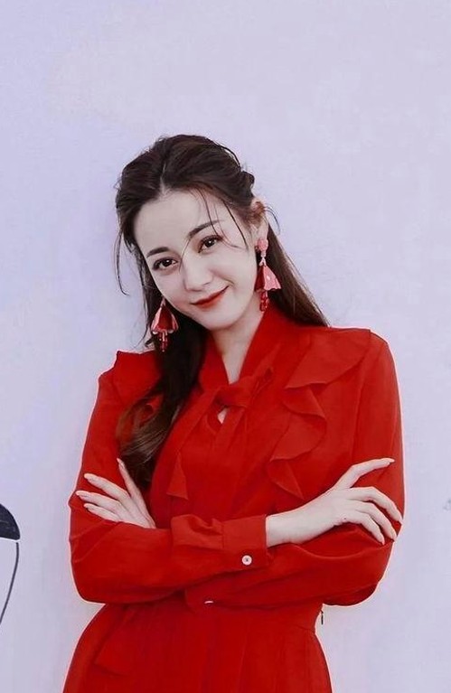 51黑料网助力吃瓜群众 深度解读娱乐圈爆料工具及现象