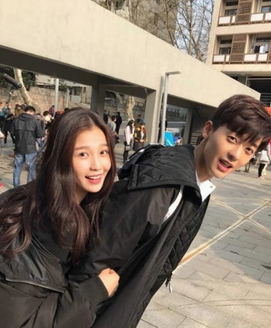 娱乐吃瓜博主现状及影响：从高峰到转型的行业观察